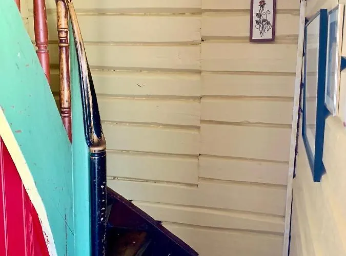 Angelas White House Stamsund